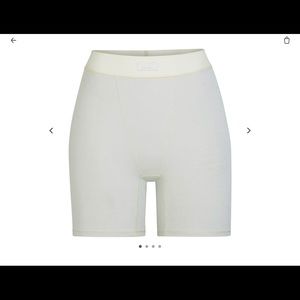 Skims soft lounge boxer